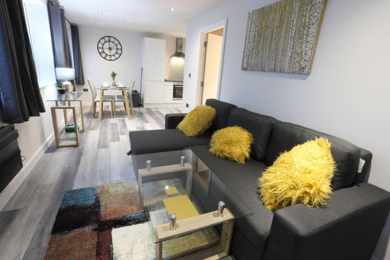 Birmingham Necairport Interchange Shortstay Homebase エクステリア 写真