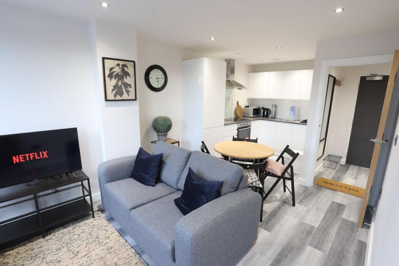 Birmingham Necairport Interchange Shortstay Homebase エクステリア 写真