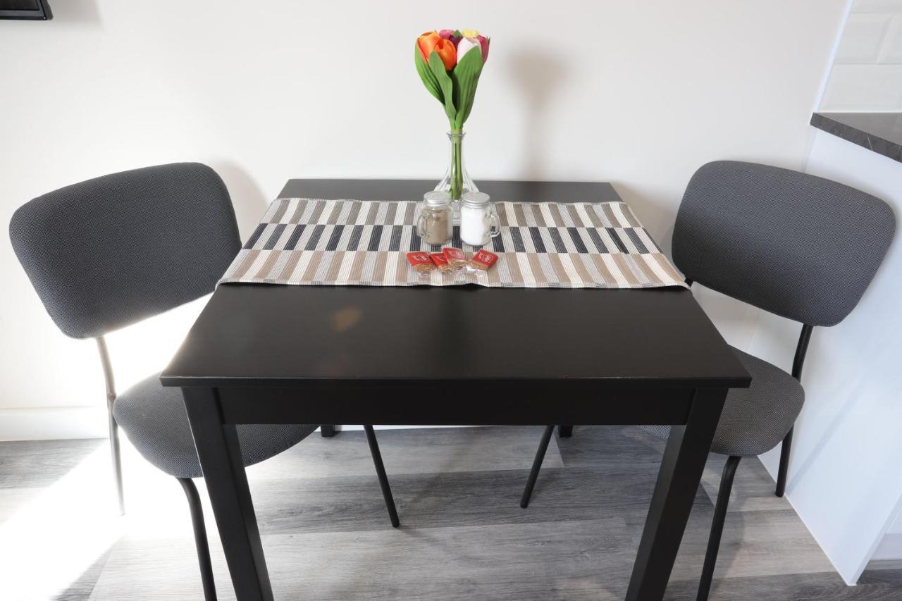 Birmingham Necairport Interchange Shortstay Homebase エクステリア 写真