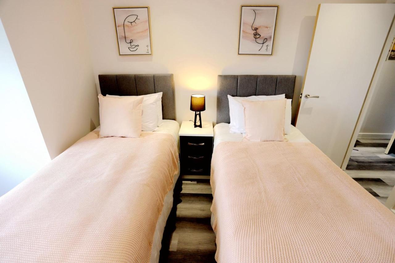 Birmingham Necairport Interchange Shortstay Homebase エクステリア 写真